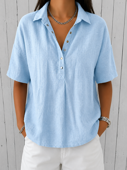 Ragnhild – Blus med krage och knappar