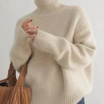 Åsa – Mjuk oversized polotröja med ribbkant
