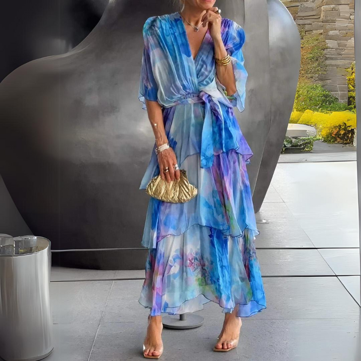 Camilla – Elegant klänning med v-ringning