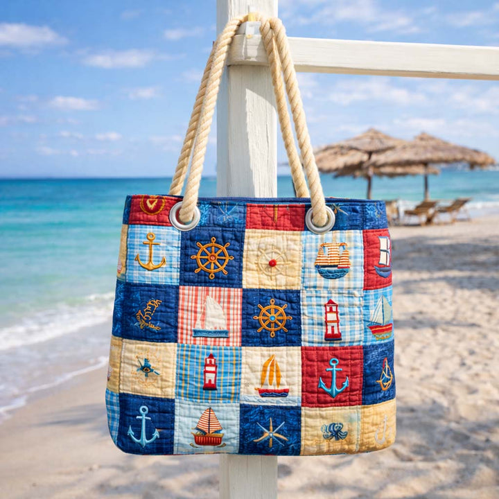 Katarina – Quiltad strandväska med marinemönster