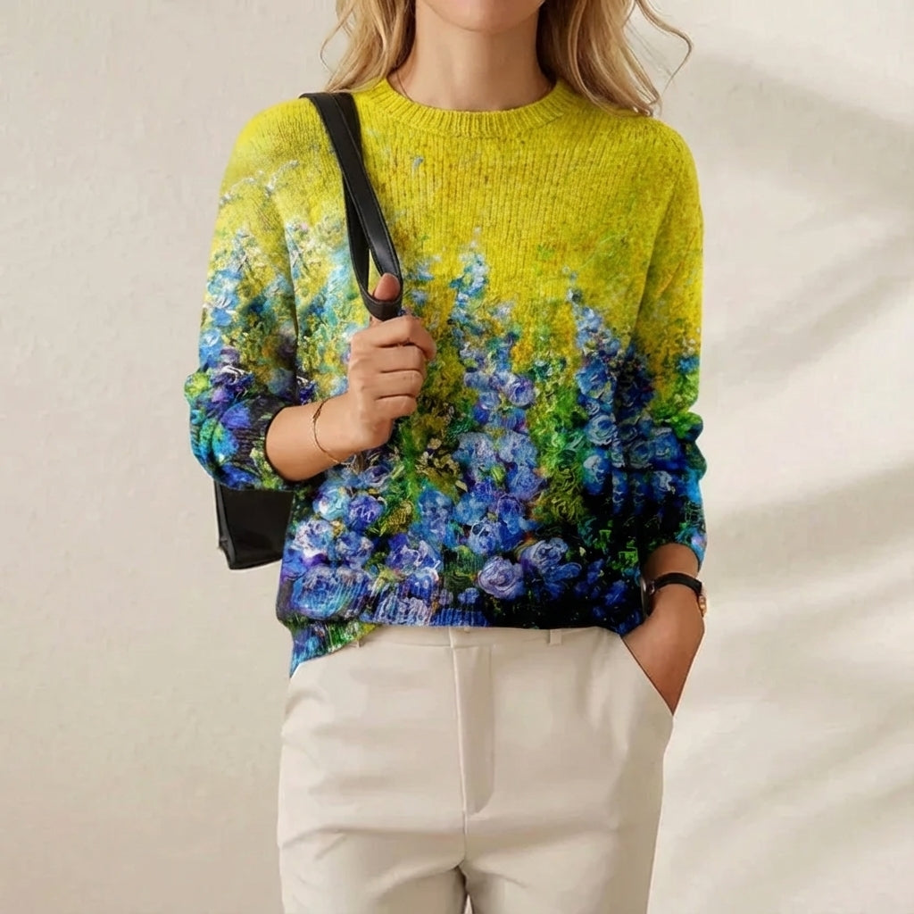 Ingrid – Stickad tröja med blomstermönster