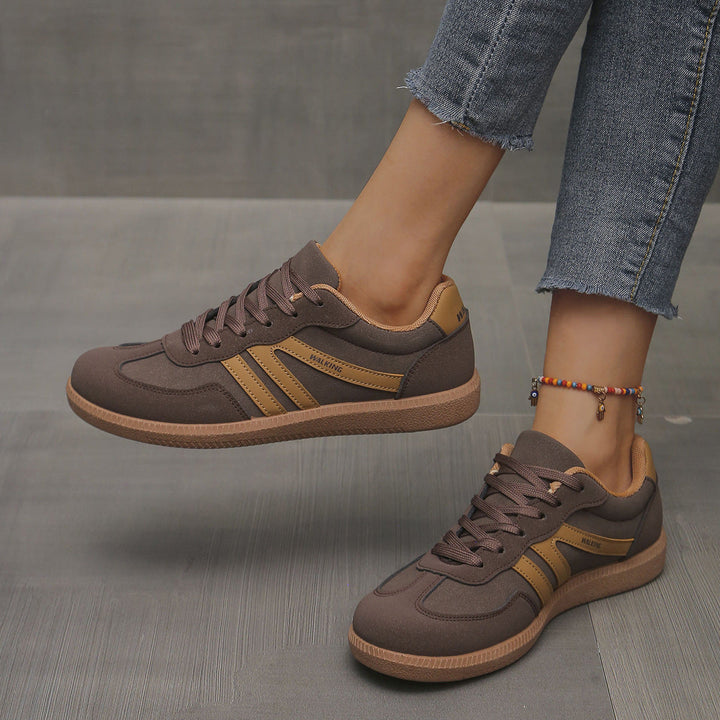 Ida – Retroinspirerade sneakers med snörning