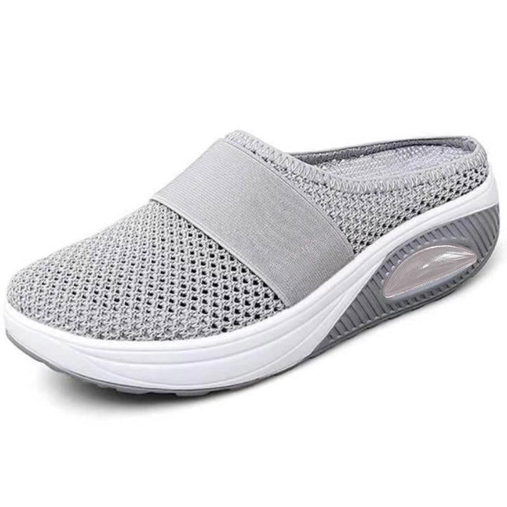 Linn – Luftiga slip-on mulor med stötdämpning