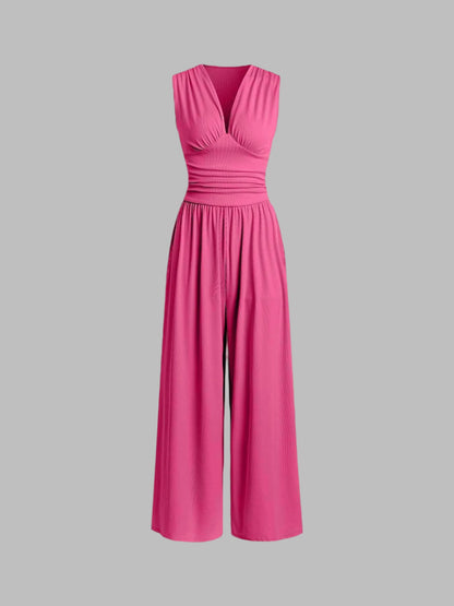 Tuva – Jumpsuit med vida ben och djup v-ringning