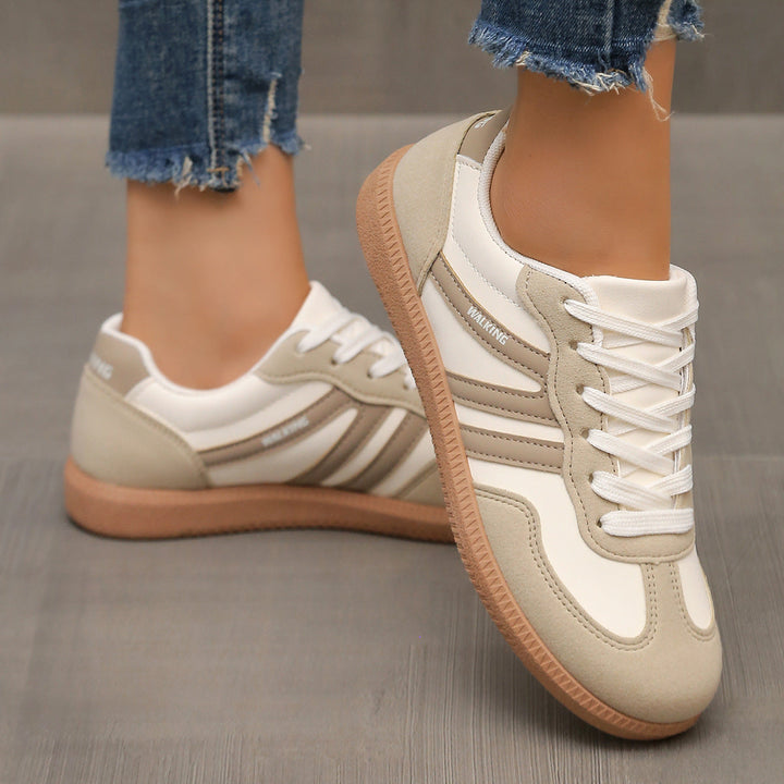 Ida – Retroinspirerade sneakers med snörning