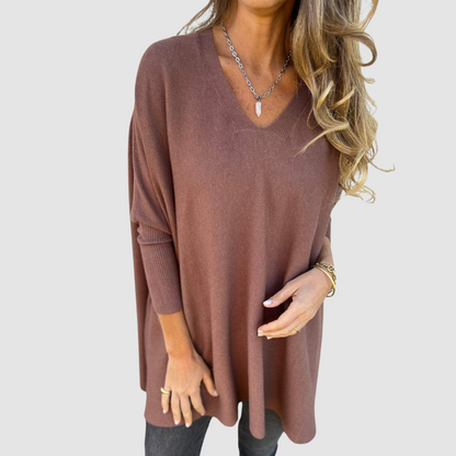 Ottilia – Oversized stickad tröja med V-ringning
