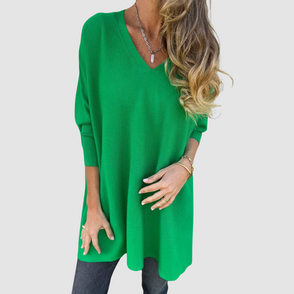 Ottilia – Oversized stickad tröja med V-ringning