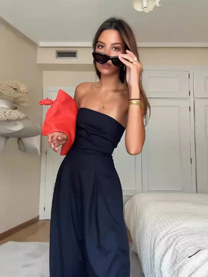 Elisabet – Axelbandsfri jumpsuit med vida ben