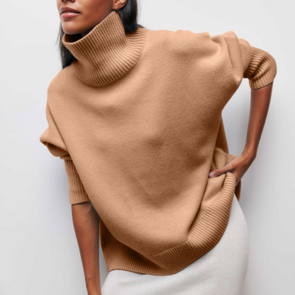 Paulina – Oversized polotröja i mjukt stickad finish