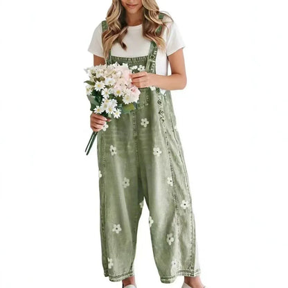 Majken – Blommig hängseloverall i denim