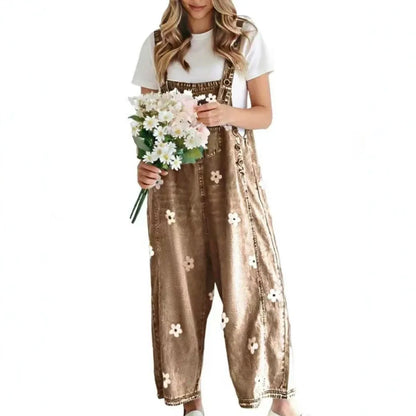 Majken – Blommig hängseloverall i denim
