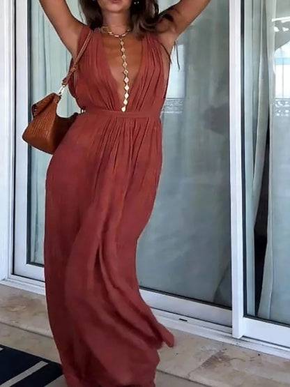 Bengta – Djupt urringad jumpsuit med vid ben