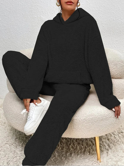 Elida – Mjukt teddy-set med huvtröja och byxor
