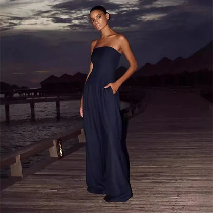 Elisabet – Axelbandsfri jumpsuit med vida ben