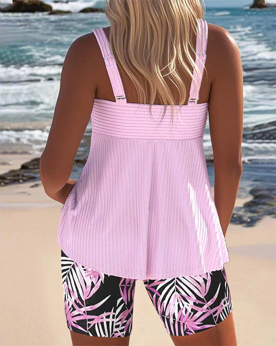Solveig – Ljus ribbad tankini med shorts
