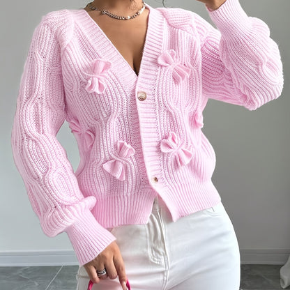 Lilly – Stickad kofta med rosettdetaljer