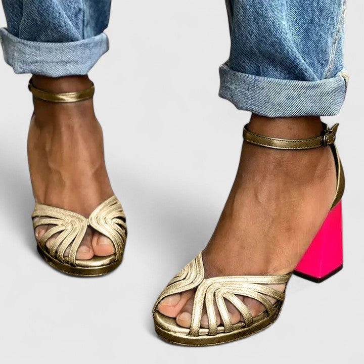 Stina – Eleganta klackar