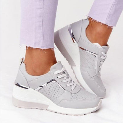 Erika – Sneakers med glittrigt yttre och dragkedja