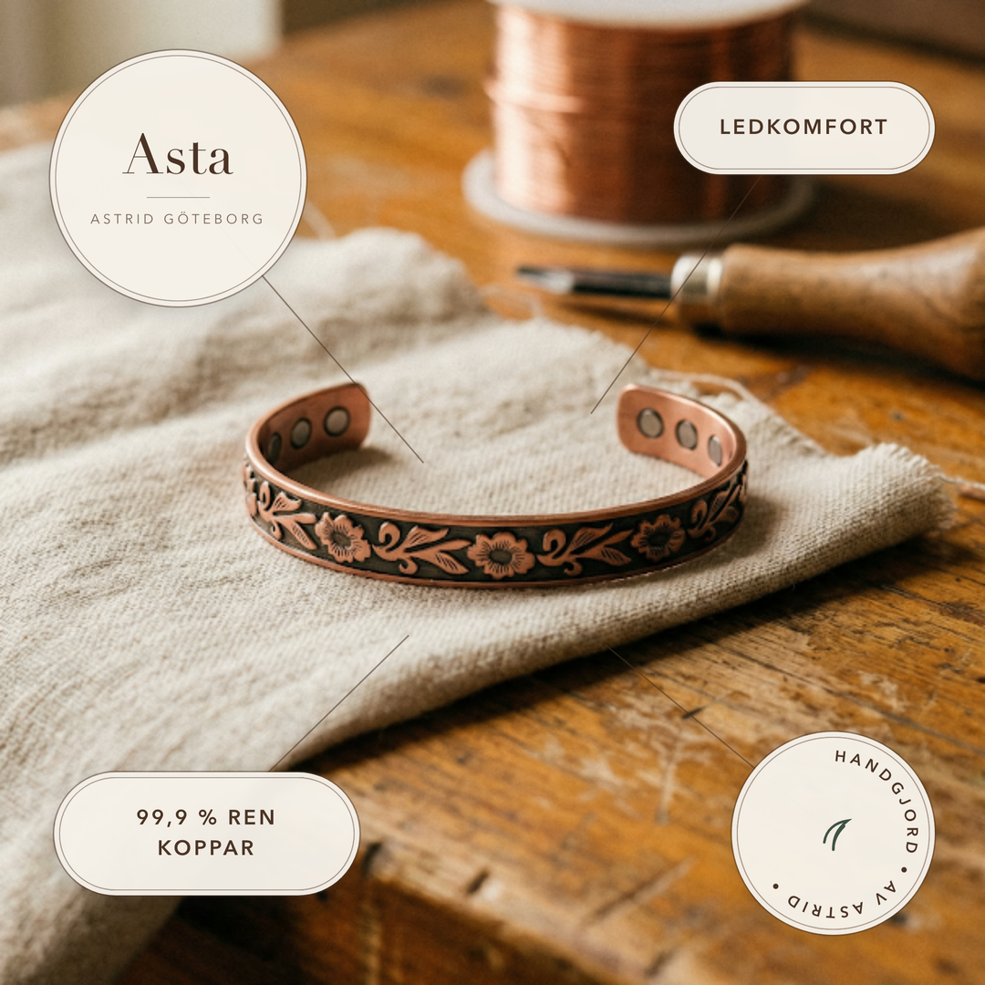 Asta – Handgraverat armband med blomrankor – handgjord av Astrid Göteborg