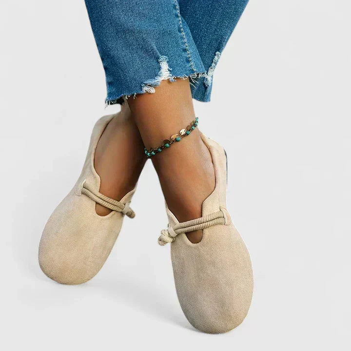 Astrid – Ortopediska slip-ins med anatomisk komfort och tidlös stil