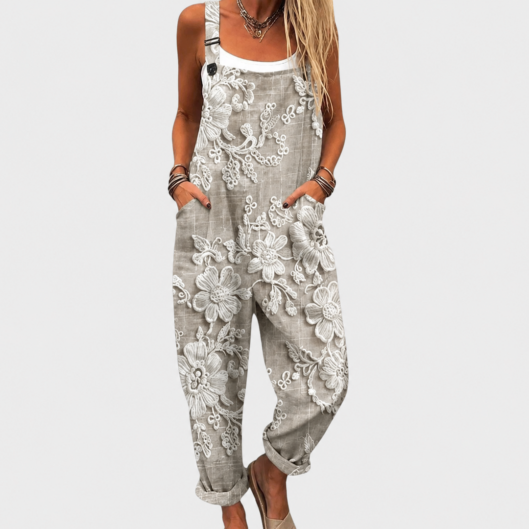 Linn – Blommig overall med spetsdetaljer