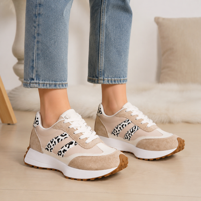Signe – Sneakers med leoparddetaljer och tjock sula
