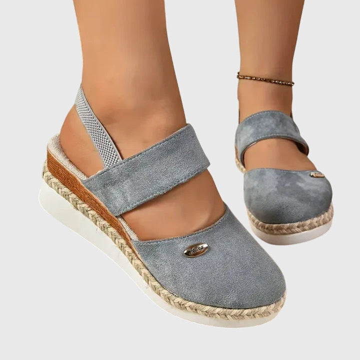 Lovisa – Ortopediska sandaler