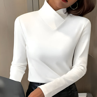 Stina – Elegant tröja med hög krage