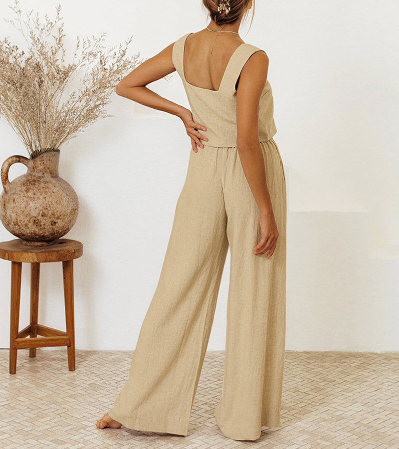 Edit – Minimalistiskt set med topp och vida byxor