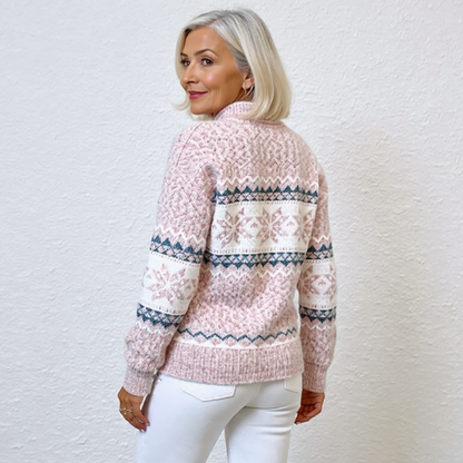Elva – Stickad tröja med nordiskt snöflingmönster