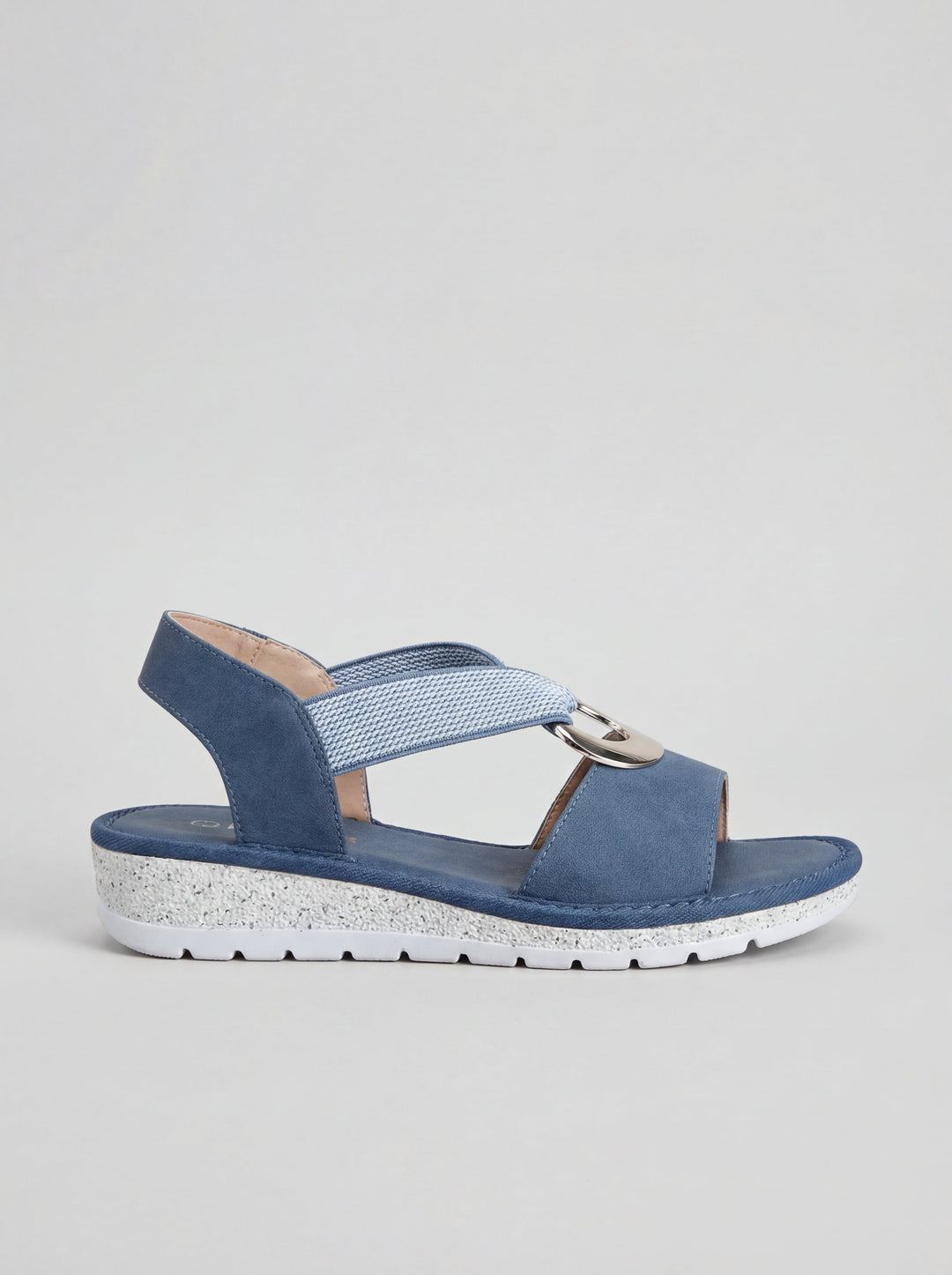 Borghild – Bekväm sandal med metalldetalj
