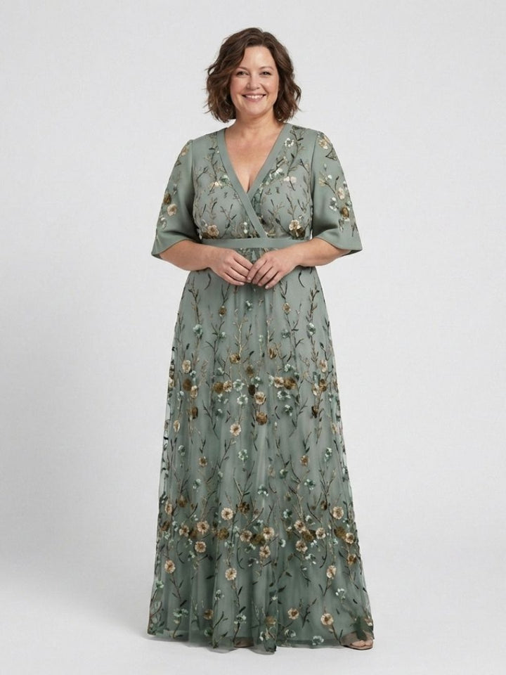 Sonja – Broderad maxiklänning med blomster