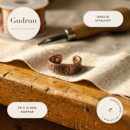 Gudrun – Handgraverad ring i koppar – handgjord av Astrid Göteborg