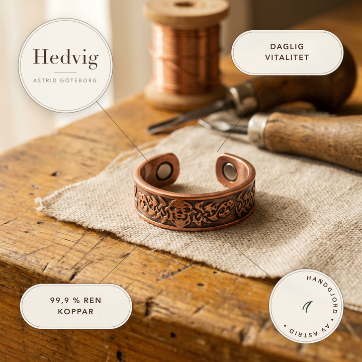 Hedvig – Handgraverad ring i rent koppar – handgjord av Astrid Göteborg