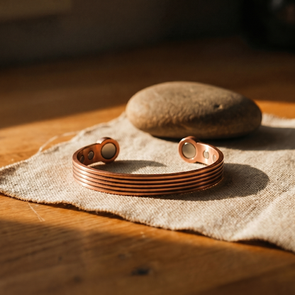 Anita – Koppararmband med räfflor