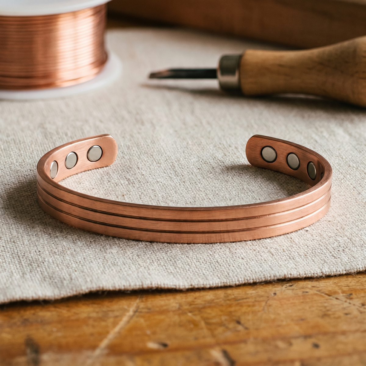 Lena – Koppararmband med magneter