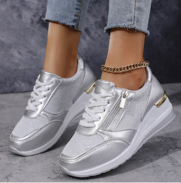 Erika – Sneakers med glittrigt yttre och dragkedja