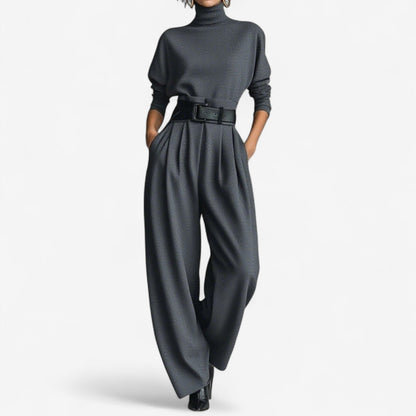 Matilda – Jumpsuit med polokrage och vida ben
