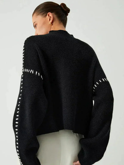 Vivianne – Oversized stickad tröja med kontrastsömmar