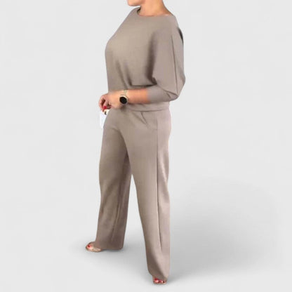 Lovisa – Elegant tredelsset