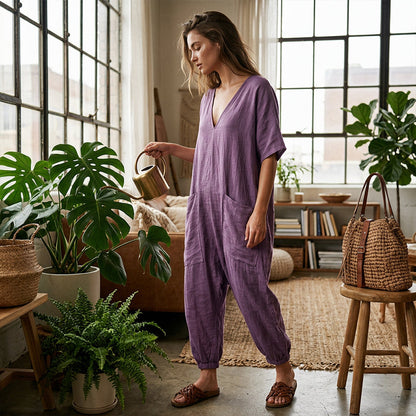 Camilla – Avslappnad jumpsuit med v-ringning