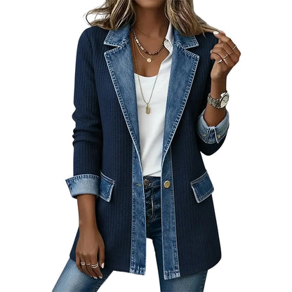 Beda – Jacka med stickat och denimdetaljer