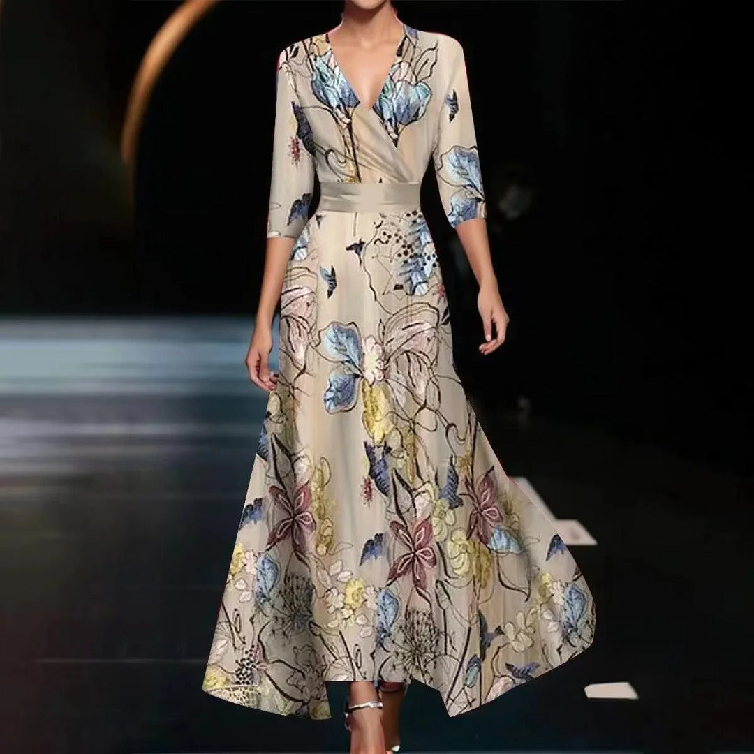 Inga – Chic klänning med blomtryck