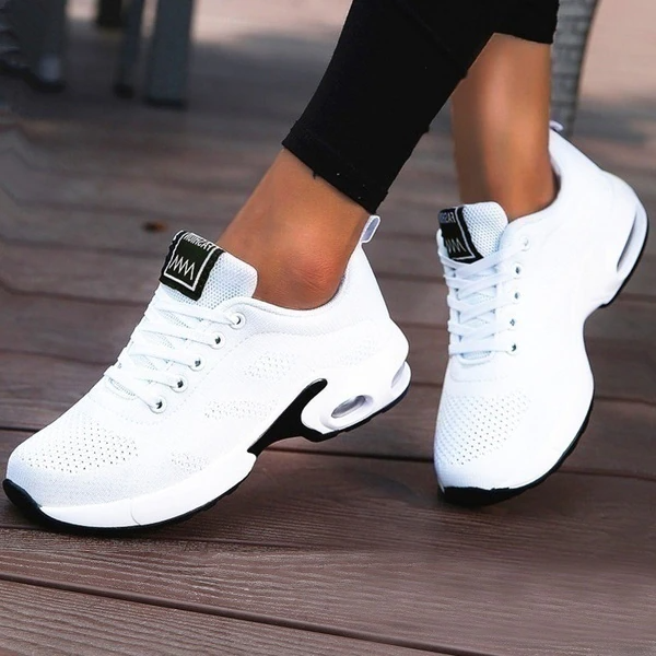 Tora – Luftdämpade sneakers för aktiva dagar