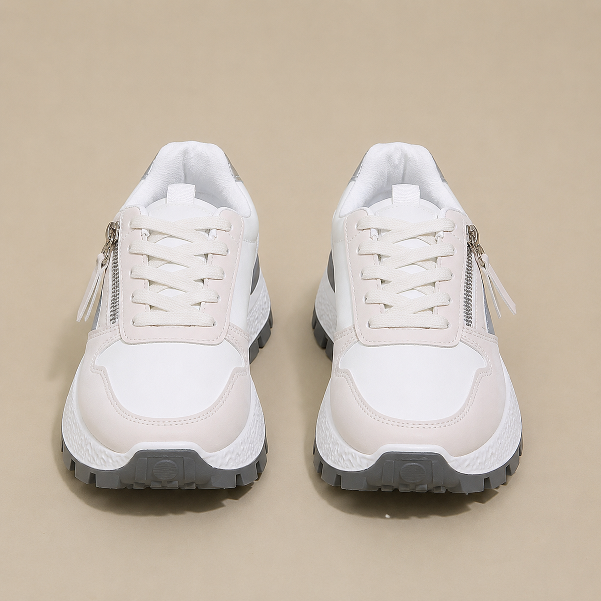 Signe – Sneakers med leoparddetaljer och tjock sula