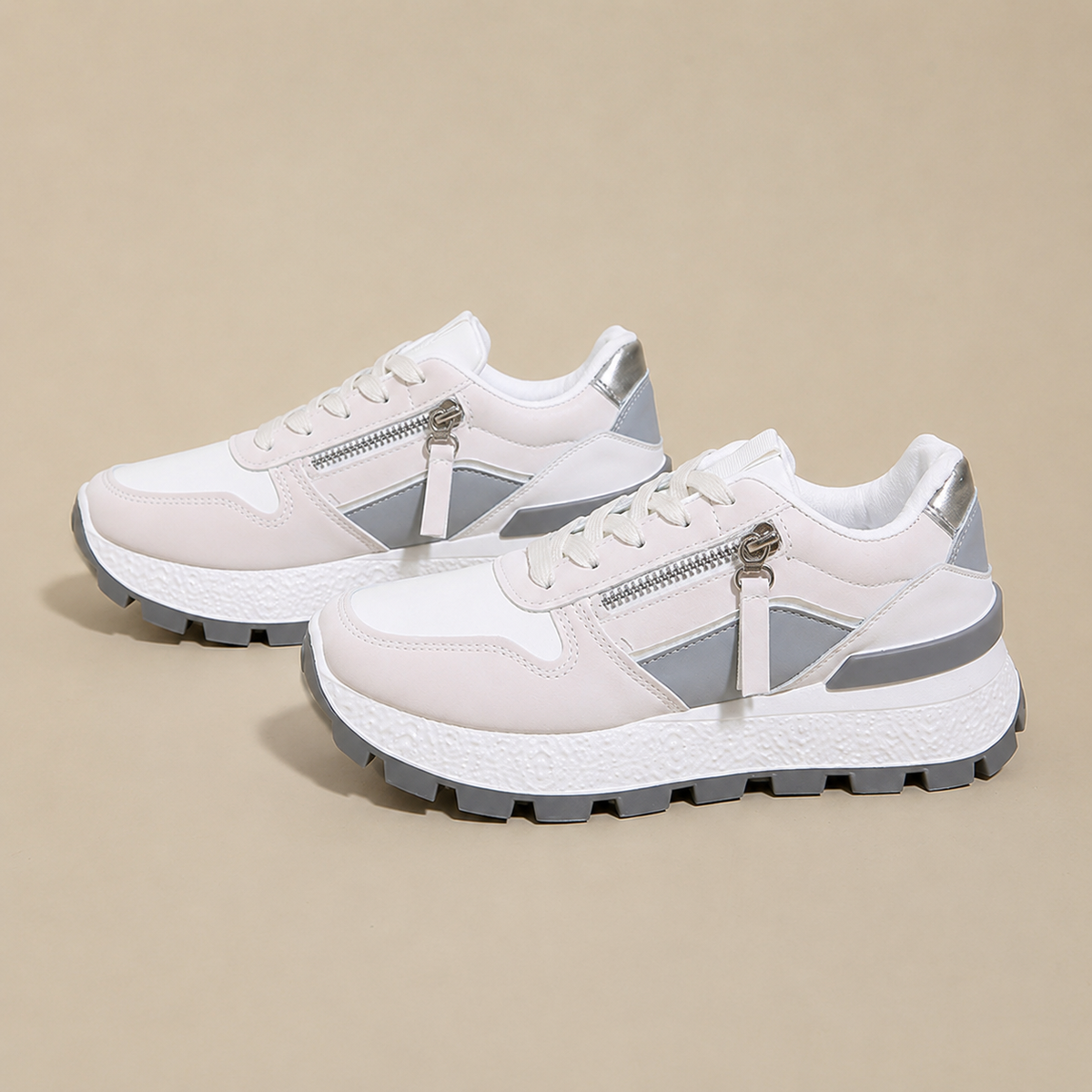 Signe – Sneakers med leoparddetaljer och tjock sula